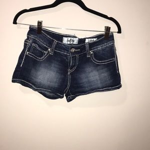 Day trip jean shorts